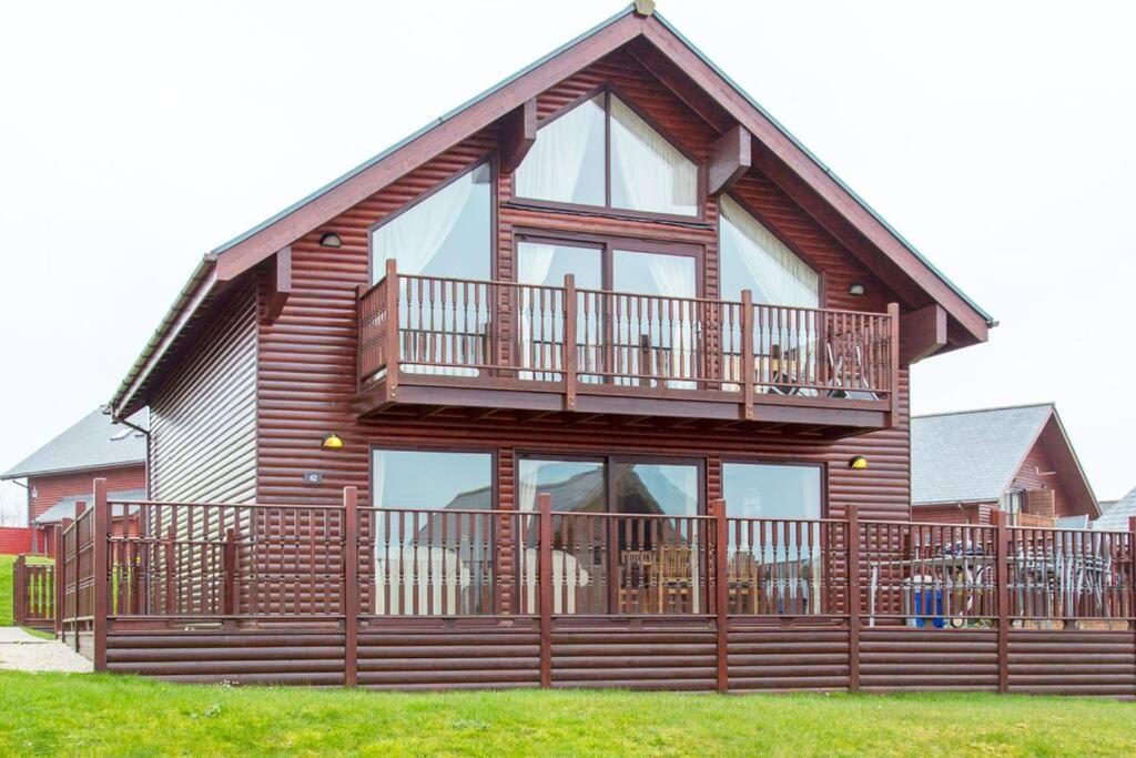 Retallack Resort 4 Bedroom Lodge - Hot Tub For Hire On Request -Pool & Spa Padstow Eksteriør bilde